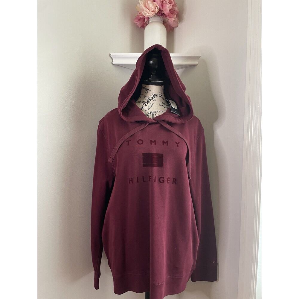 Tommy Hilfiger Maroon Hoodie